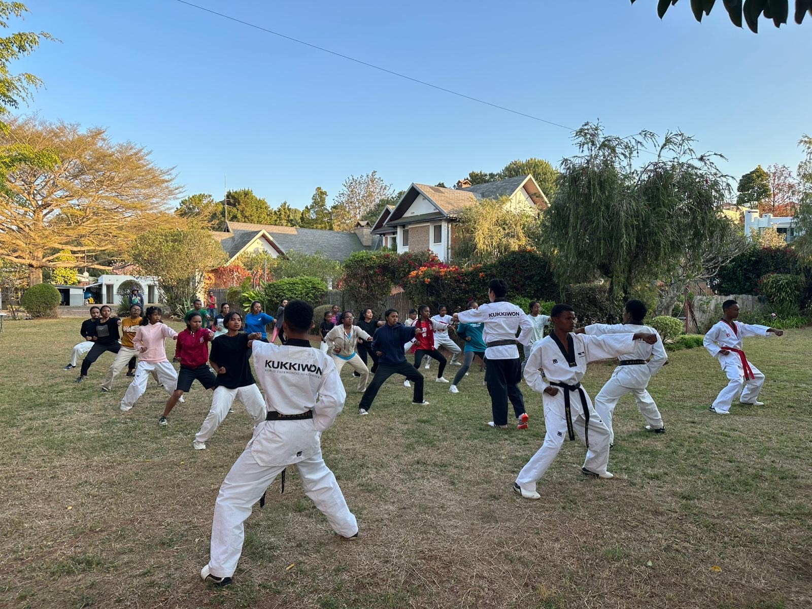 Coopération Ivoiro-coréenne : L’Association Coréenne De Taekwondo Et La Fondation Cheick Cissé Signent Un Partenariat